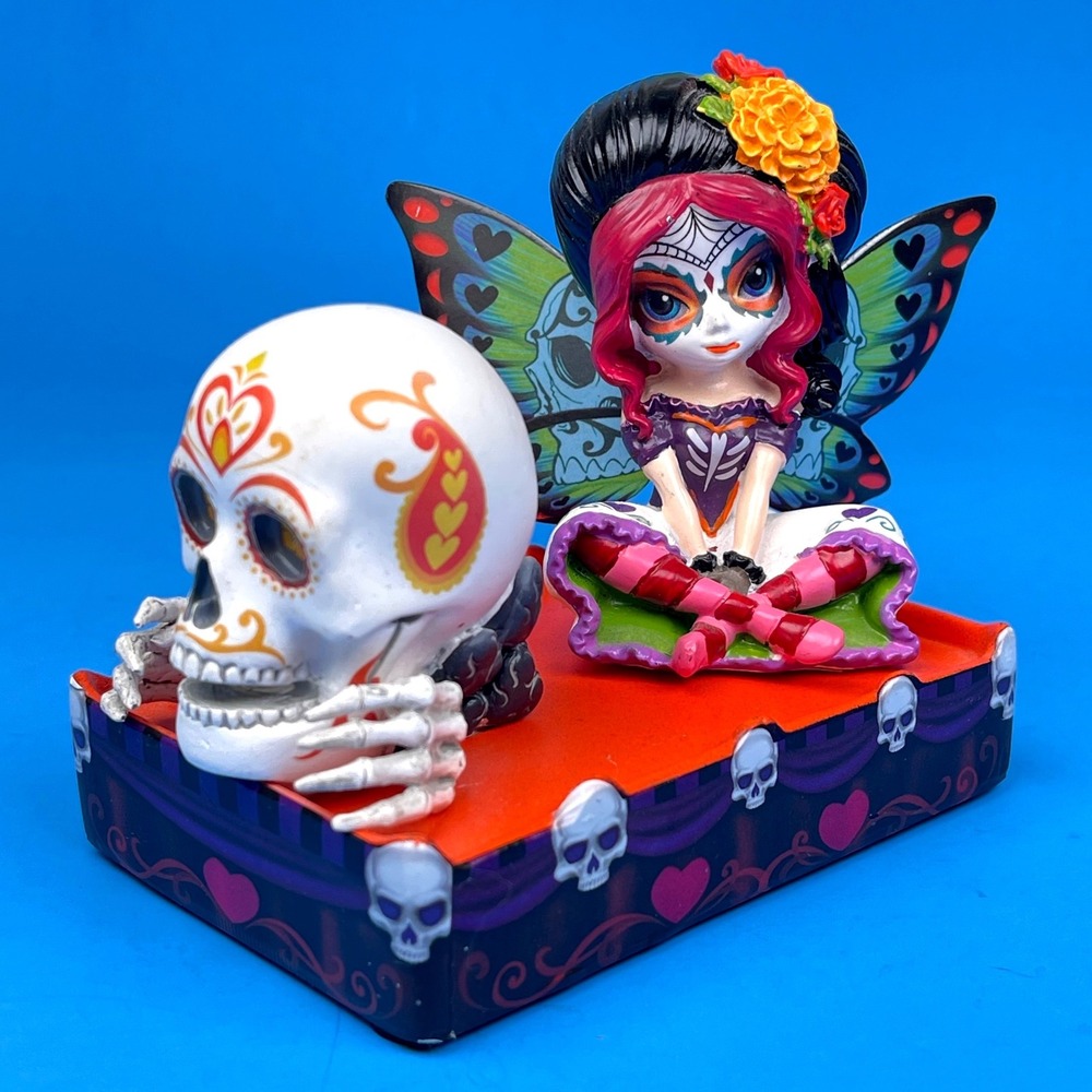 Jasmine Becket-Griffith Figurine Shining Strength Float Sugar Skull Fairy